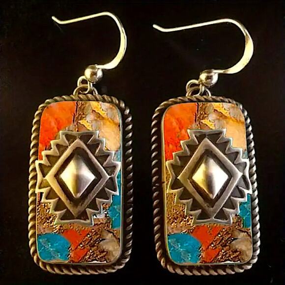 Silver Western Motif Aztec Boho Dangle Earrings - Picture 2 of 6